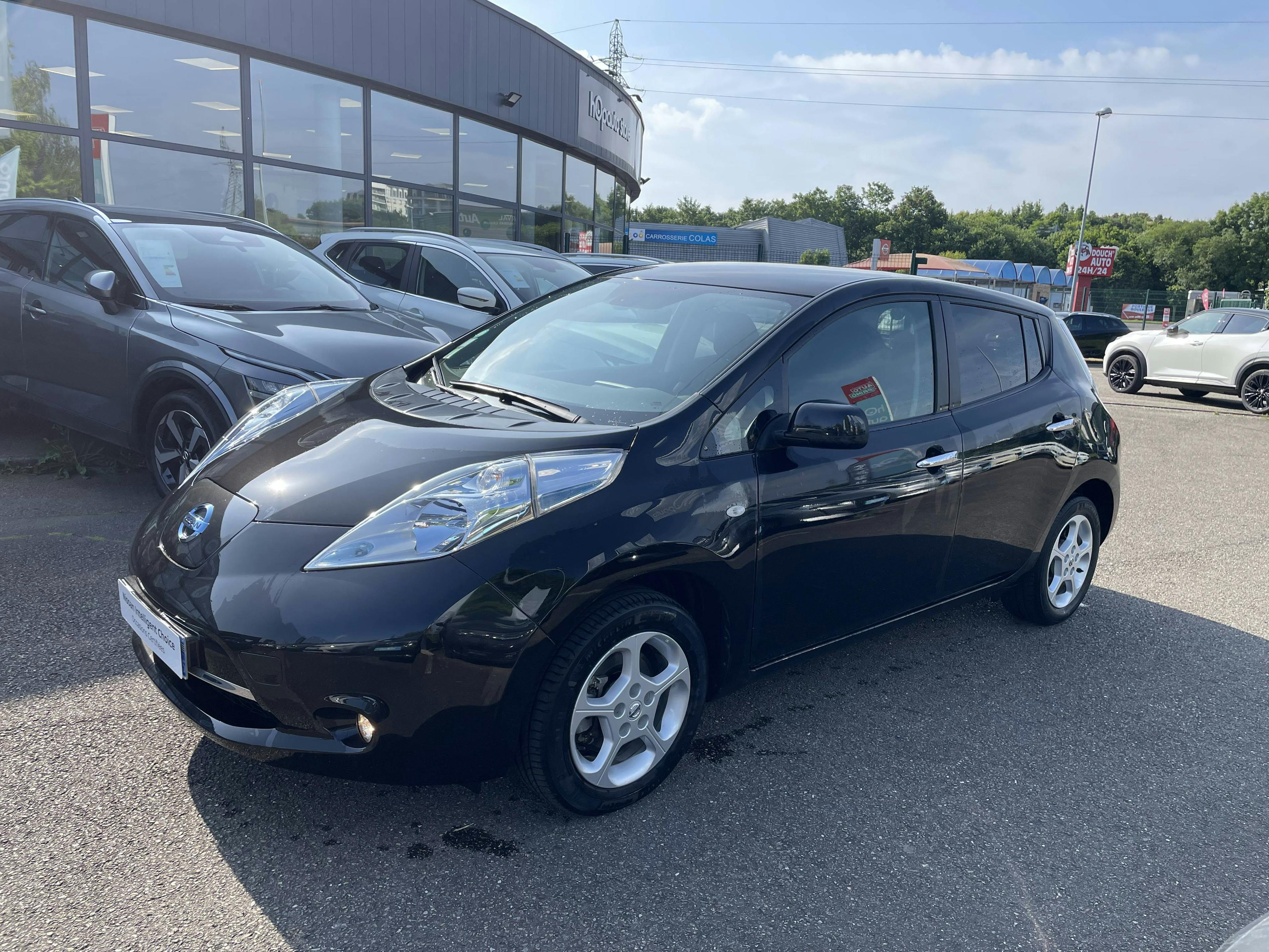 NISSAN Leaf-image