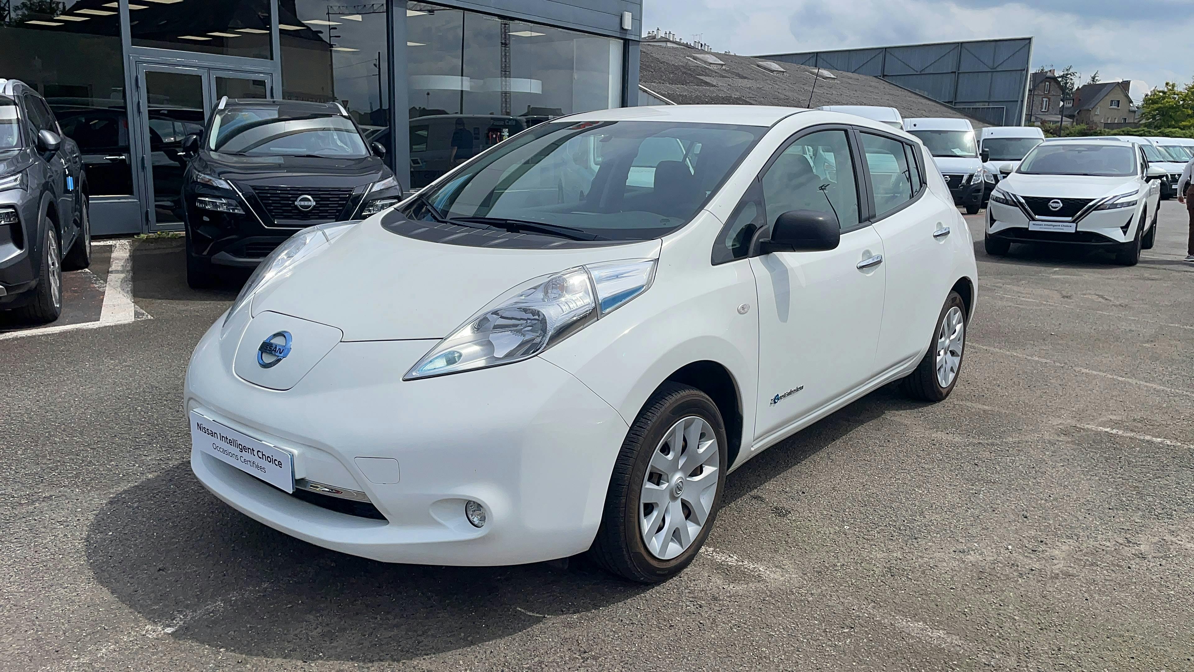 NISSAN Leaf-image