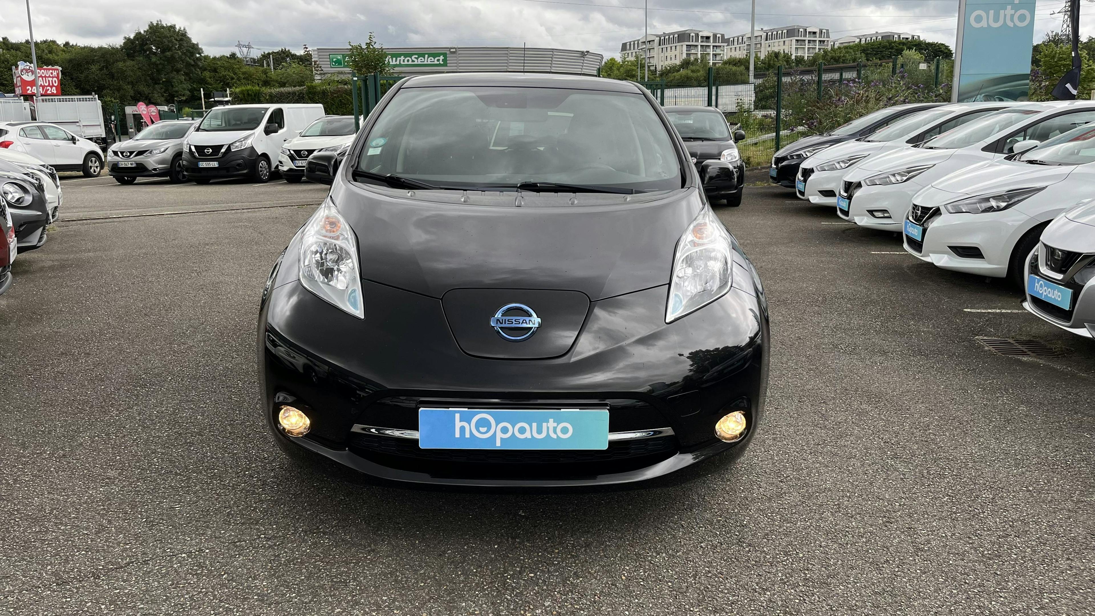 NISSAN Leaf-image