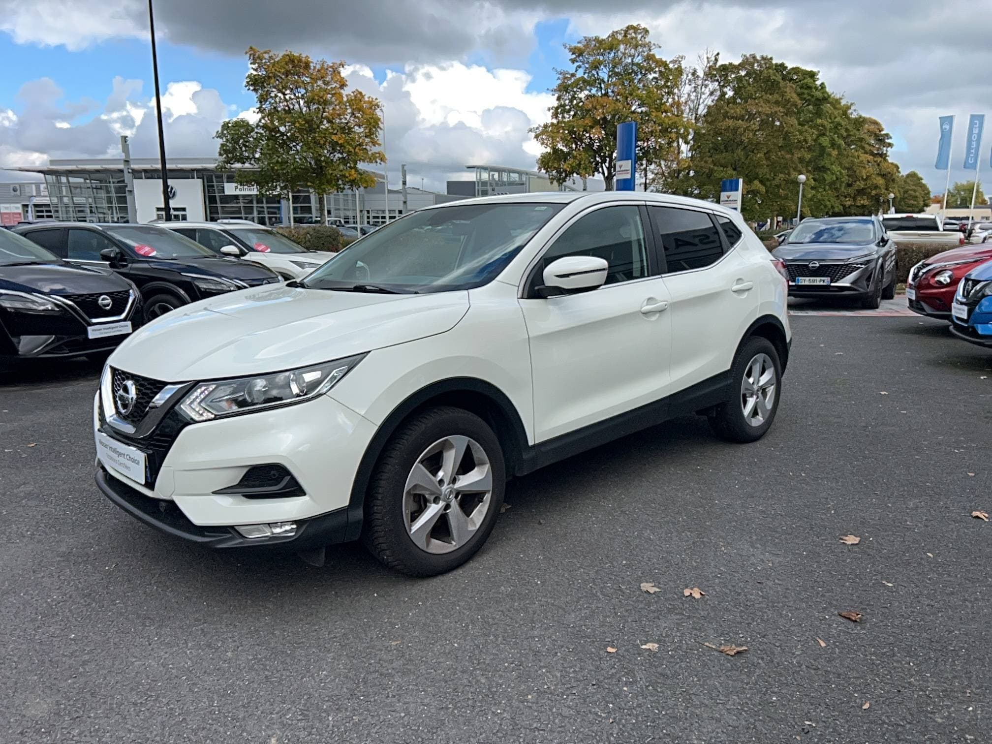 NISSAN Qashqai-image