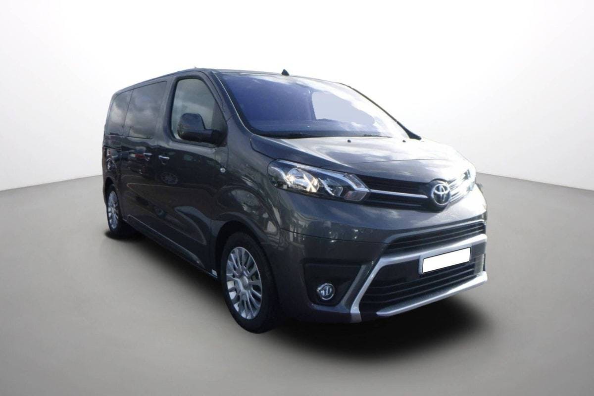 TOYOTA Proace combi-image