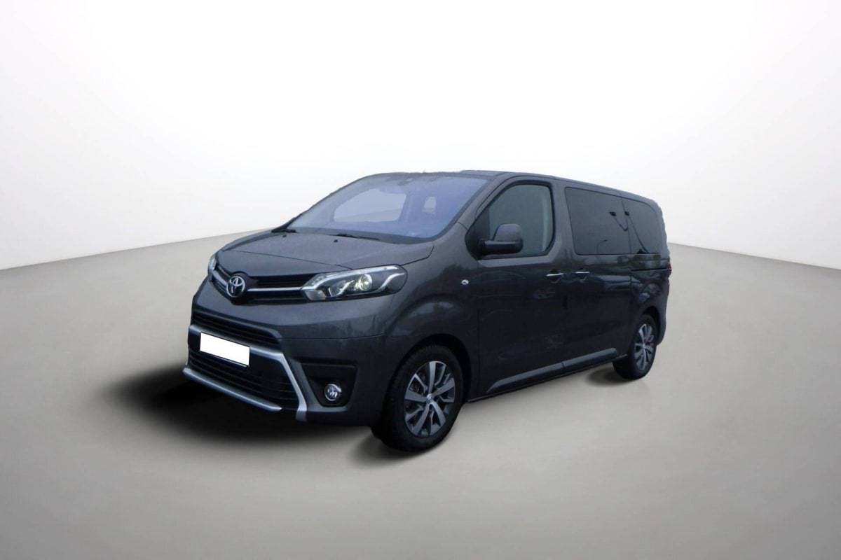 TOYOTA Proace combi-image