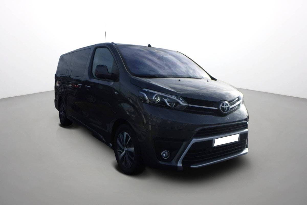 TOYOTA Proace combi-image