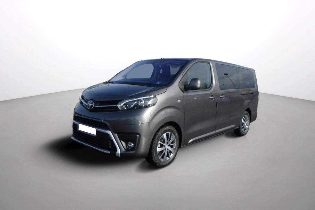 TOYOTA Proace combi-image