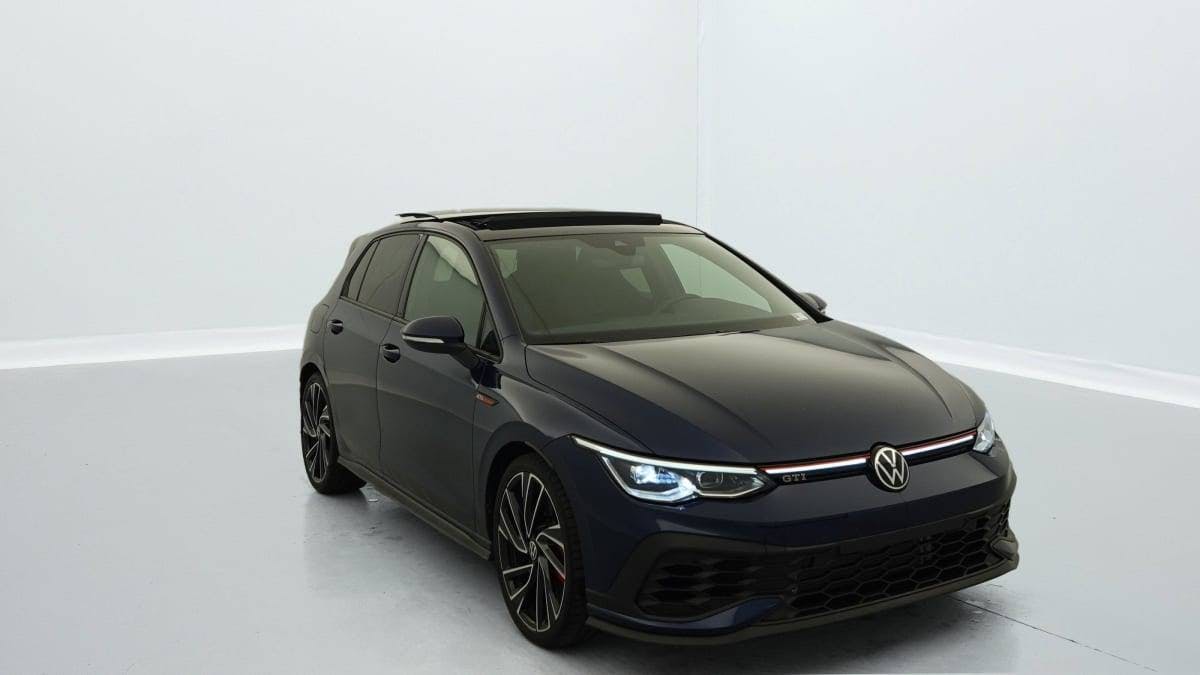 VOLKSWAGEN Golf-image